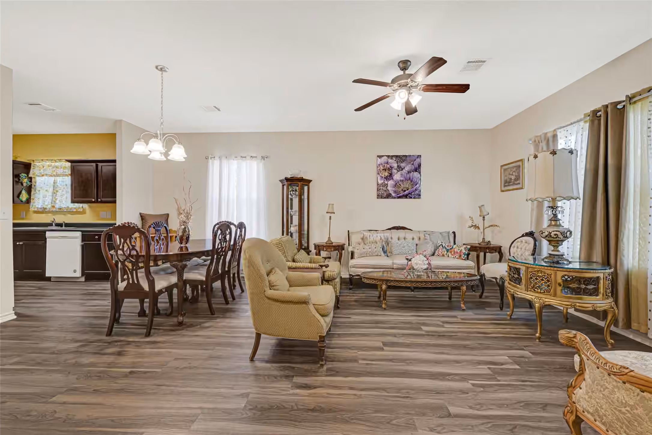 Photo 4 of 7622 Touchstone Street, Houston, TX