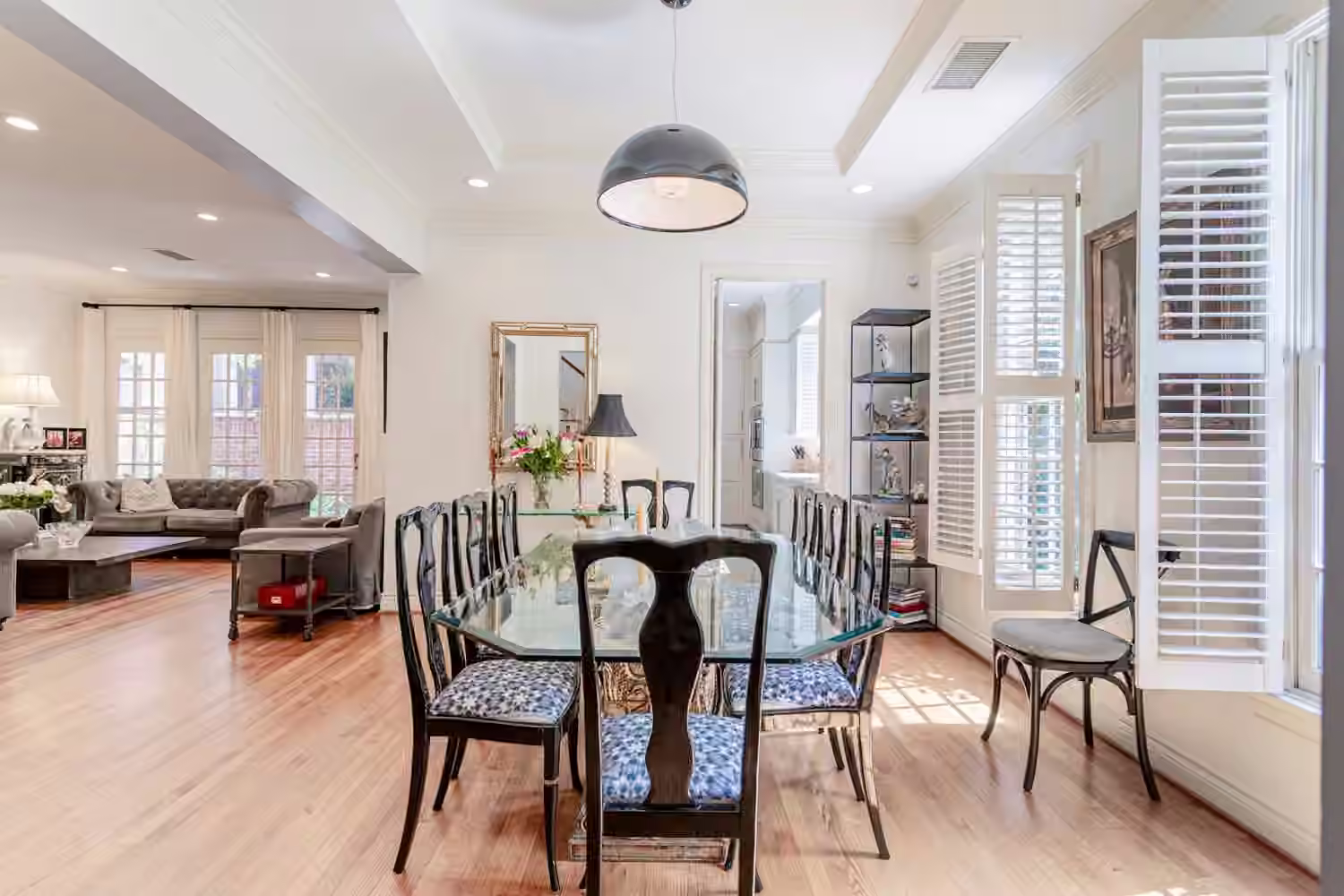 Photo 4 of 5811 Tanglewood Park Street, Houston, TX