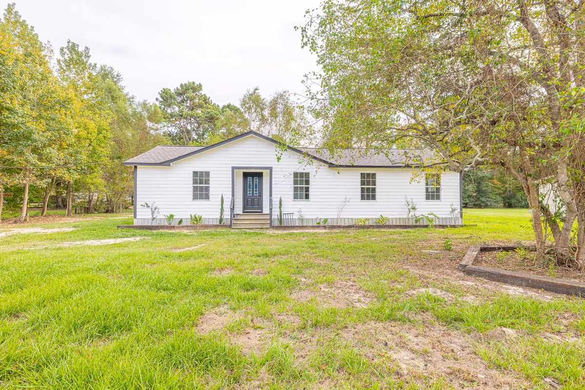 Photo of 593 County Road 2234, Cleveland, TX 77327