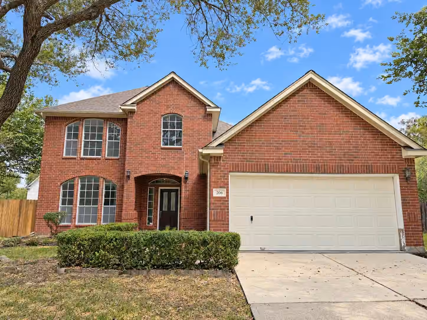 Photo of 206 Hartwood Court, Sugar Land, TX 77479