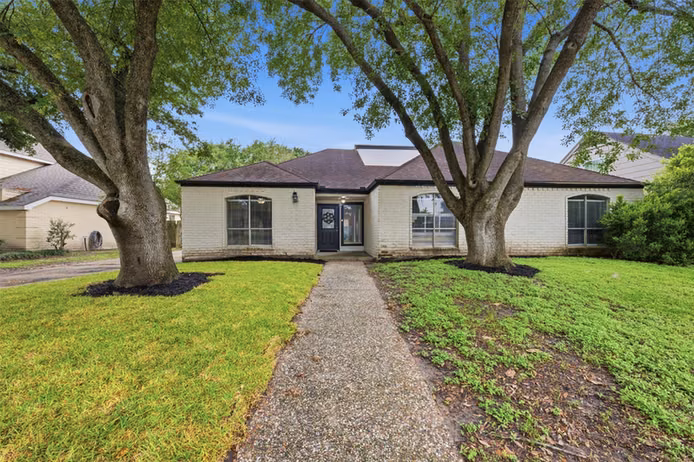 Photo 2 of 7110 Rancheria Drive, Houston, TX