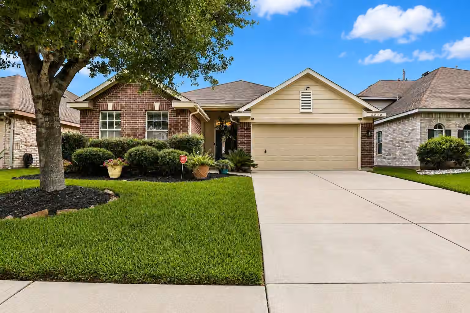 Photo of 6030 Sandy Creek Drive, Baytown, TX 77523