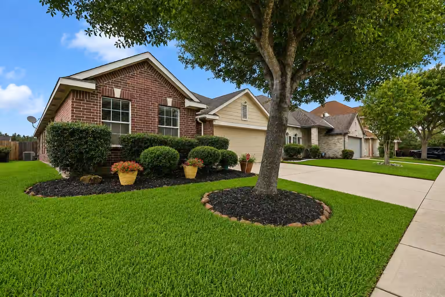 Photo 2 of 6030 Sandy Creek Drive, Baytown, TX