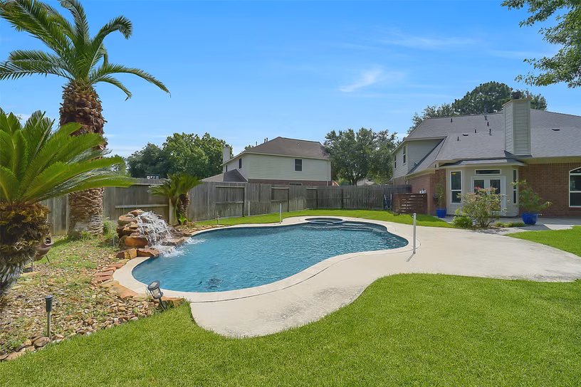 Photo of 5810 Centennial Glen Drive, Katy, TX