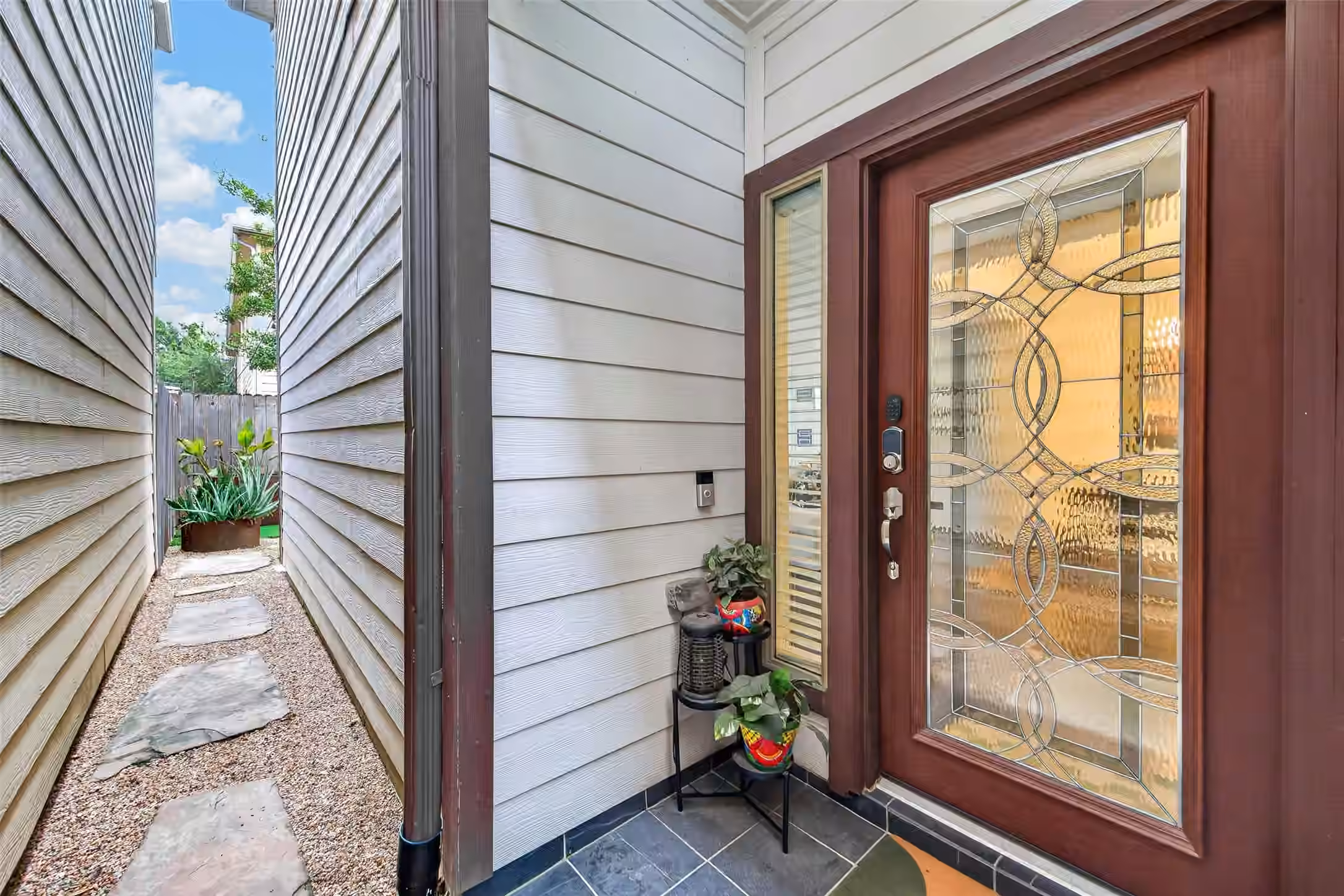 Photo 6 of 1418 Prince Street, Houston, TX
