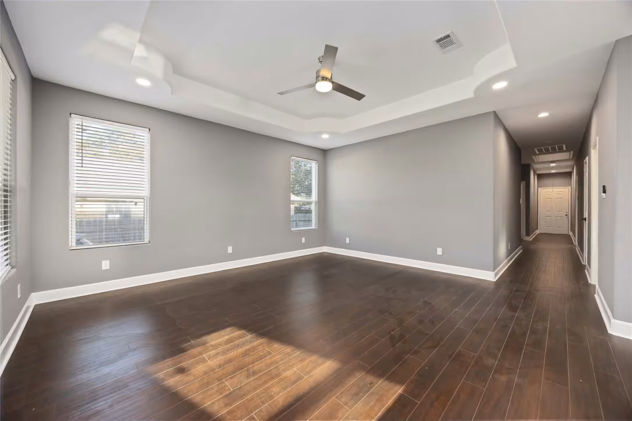 Photo 4 of 813 Fortune Street, Houston, TX