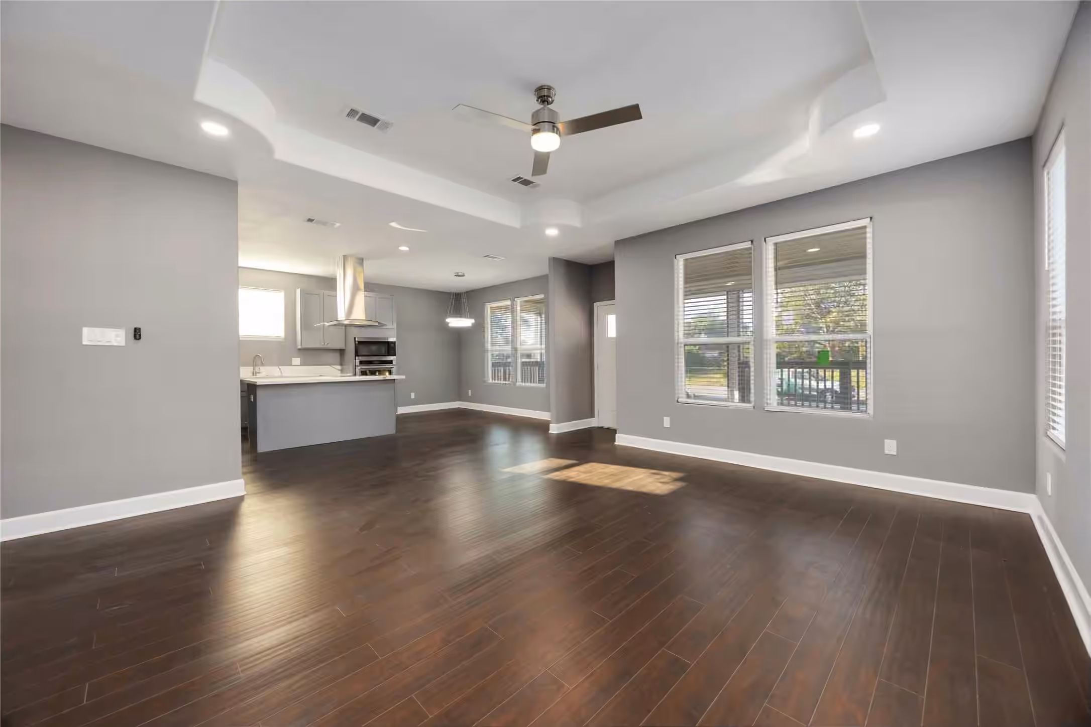 Photo 6 of 813 Fortune Street, Houston, TX