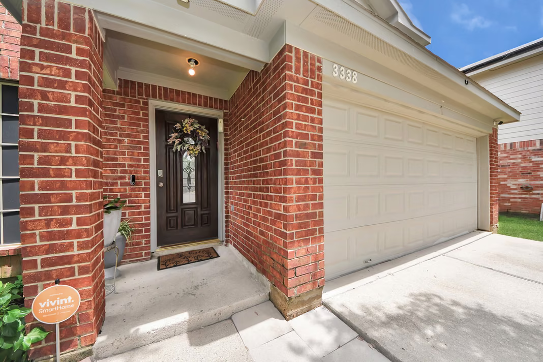 Photo 2 of 3338 Amber Meadow Drive, Katy, TX