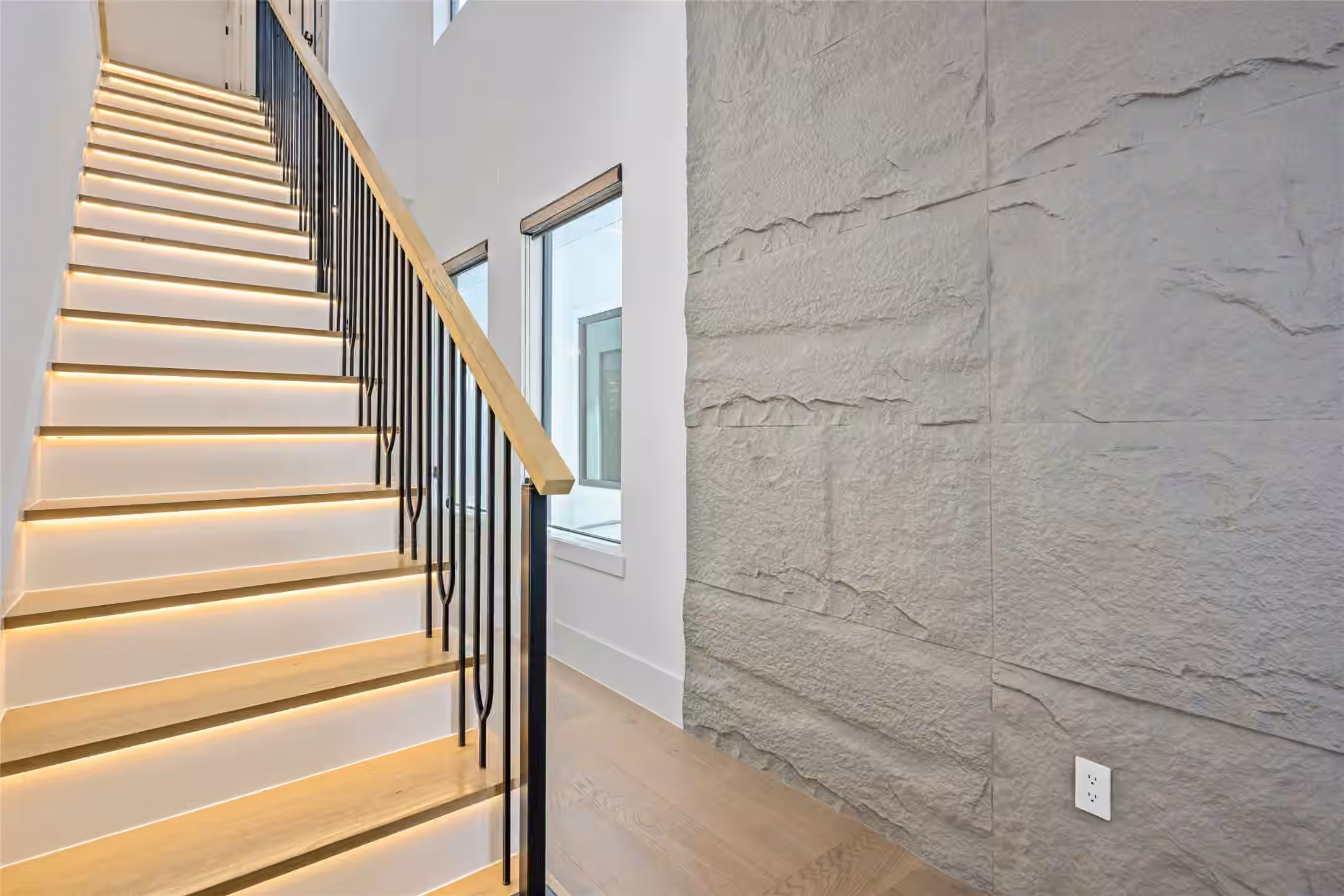 Photo 7 of 631 Rolling Oaks, Stafford, TX