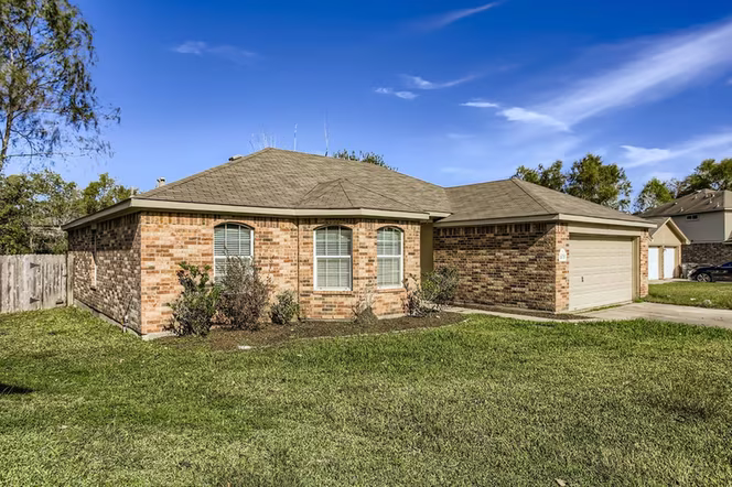 Photo 2 of 16715 Jib Court, Crosby, TX