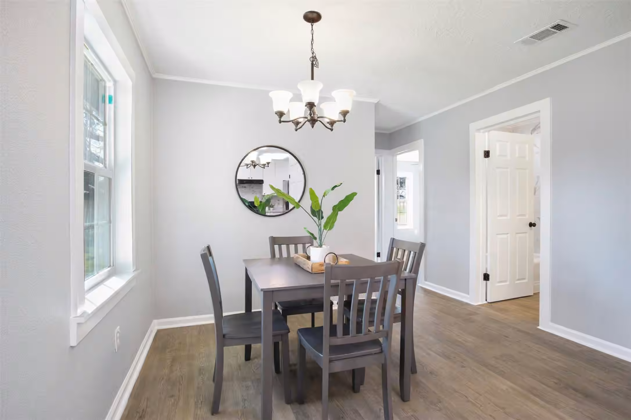 Photo 4 of 407 N Amthor Street, Bellville, TX
