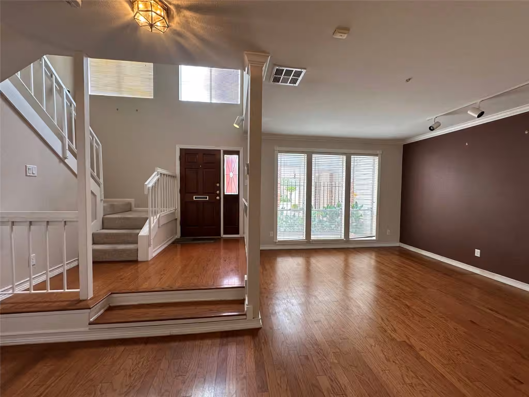 Photo 5 of 5849 Sugar Hill Drive, Houston, TX