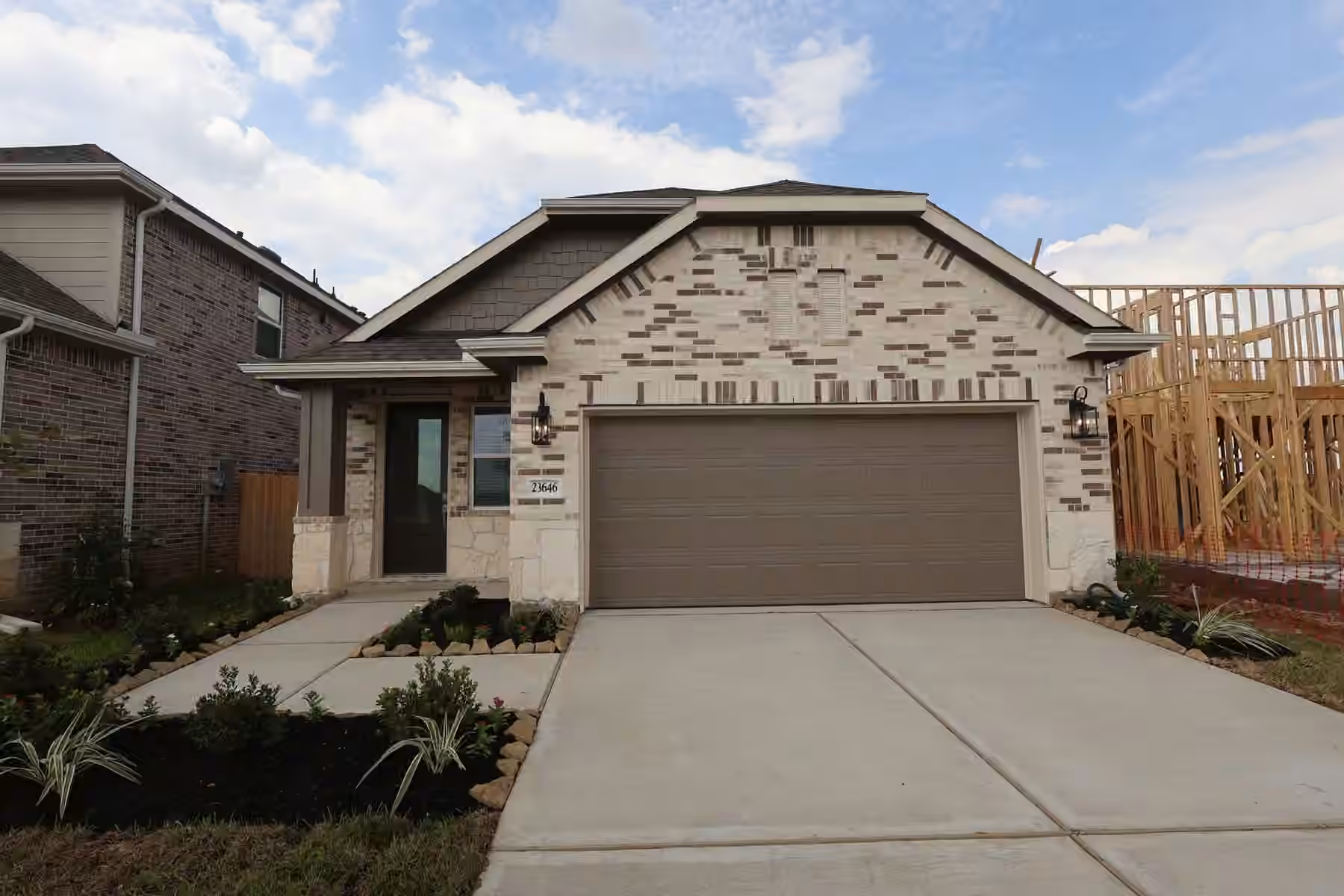 Photo 2 of 23646 Gulf Prairie Drive, Katy, TX