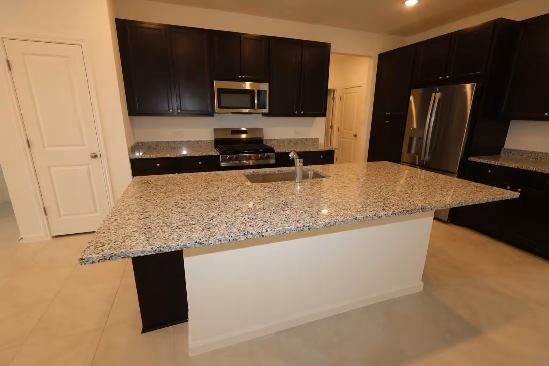 Photo 3 of 23646 Gulf Prairie Drive, Katy, TX