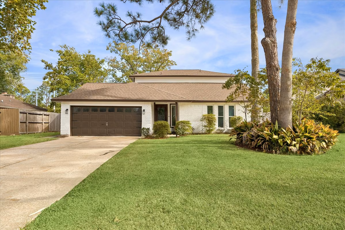 Photo of 414 Westwood Drive, Friendswood, TX 77546