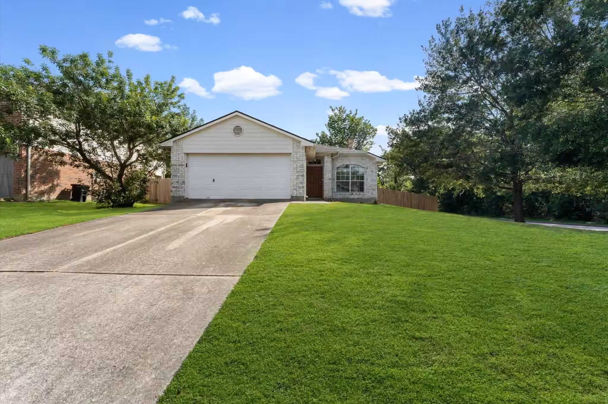 Photo 3 of 22811 August Leaf Drive, Tomball, TX
