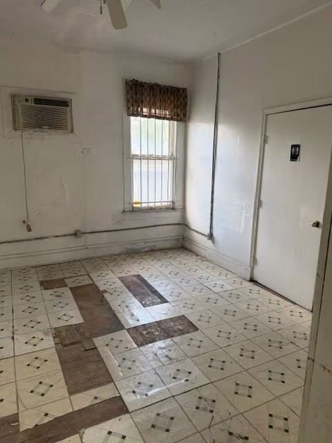 Photo 7 of 909 W Little York Road, Houston, TX