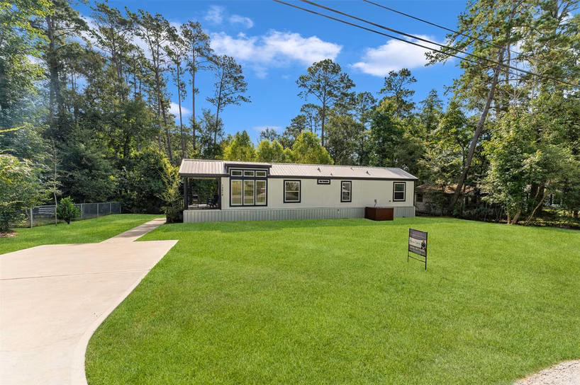 Photo 2 of 15678 Aspen Drive, Montgomery, TX