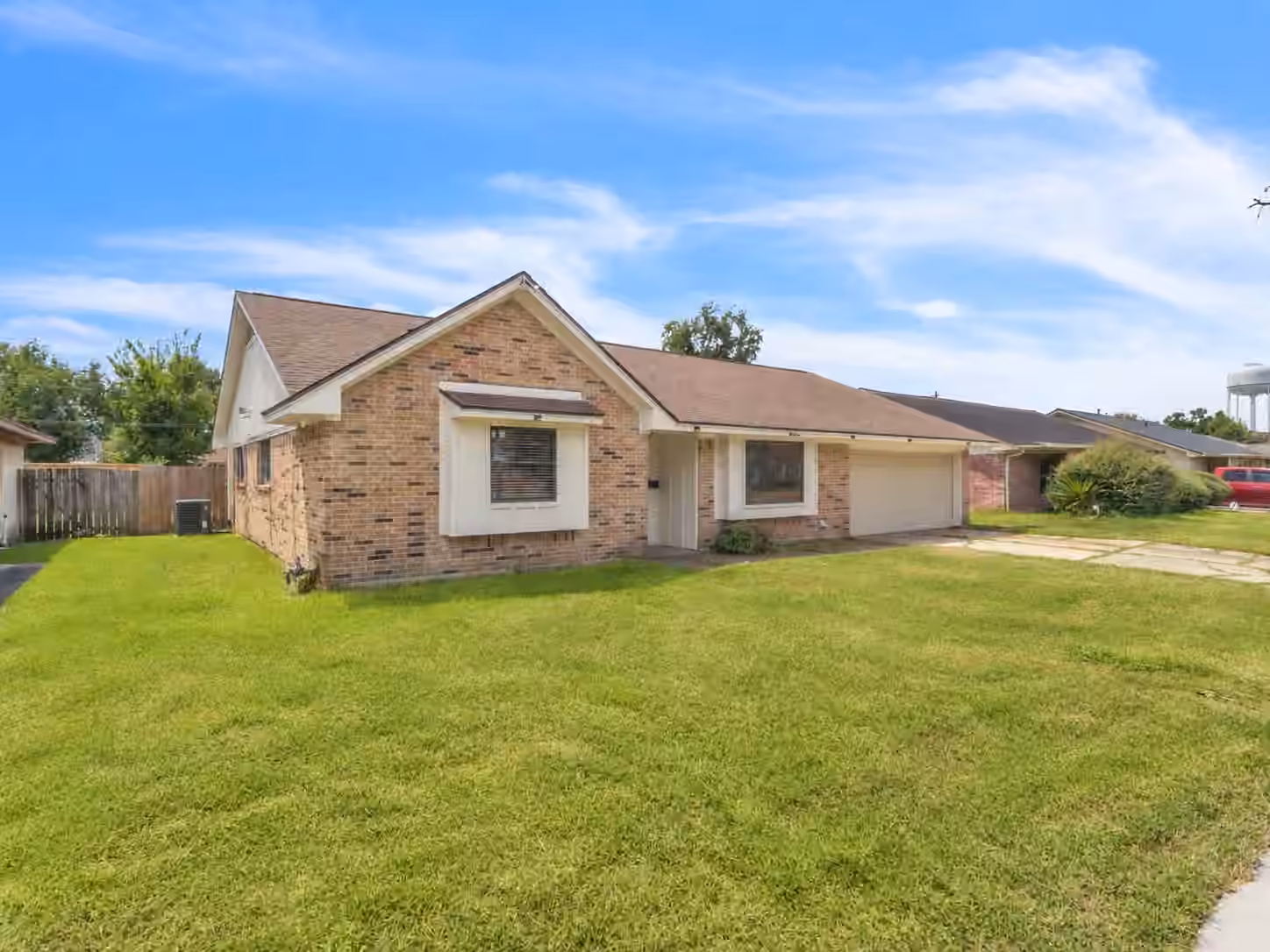 Photo 3 of 14010 Foxford Way, Houston, TX