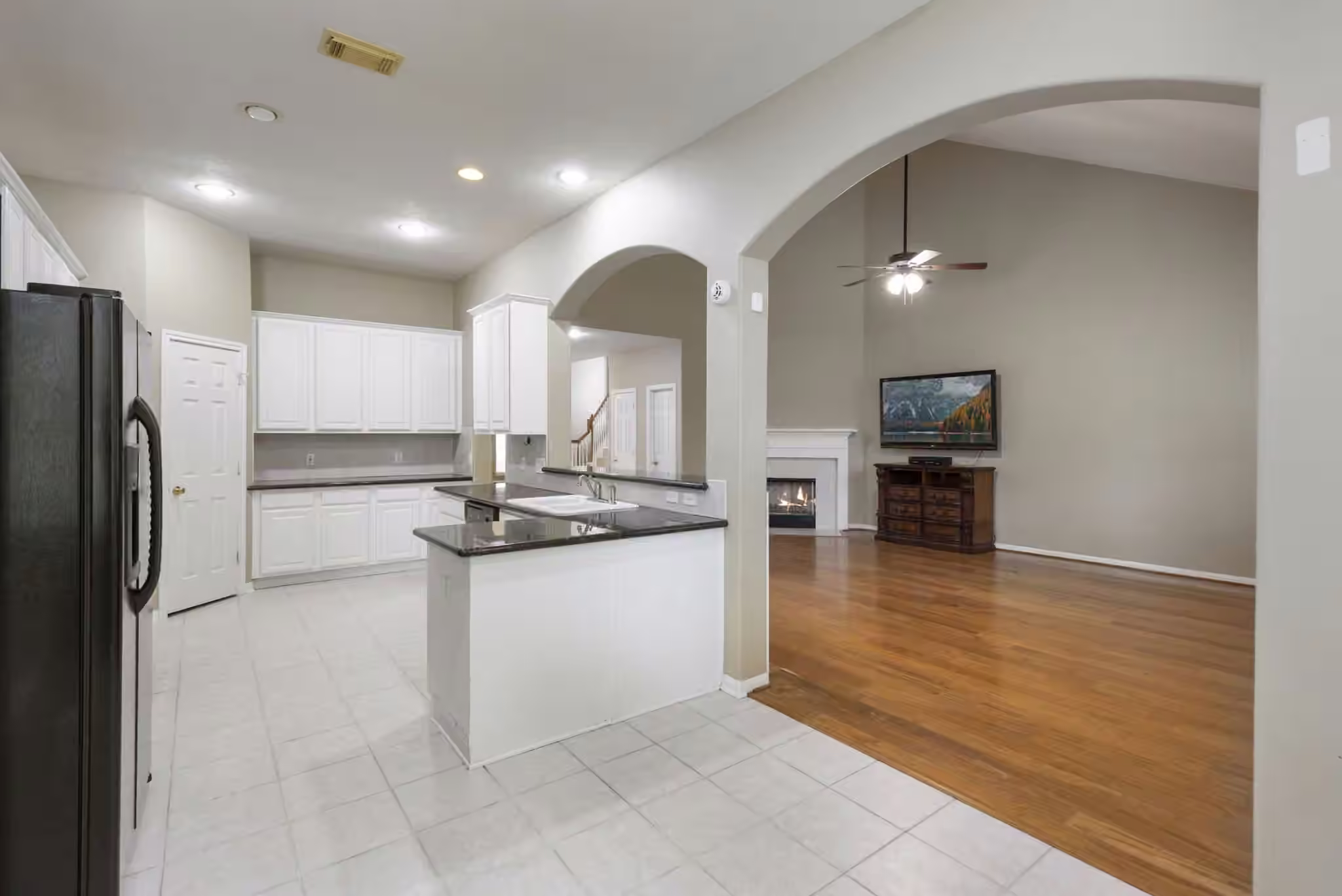 Photo 5 of 18314 Otter Creek Trail, Humble, TX