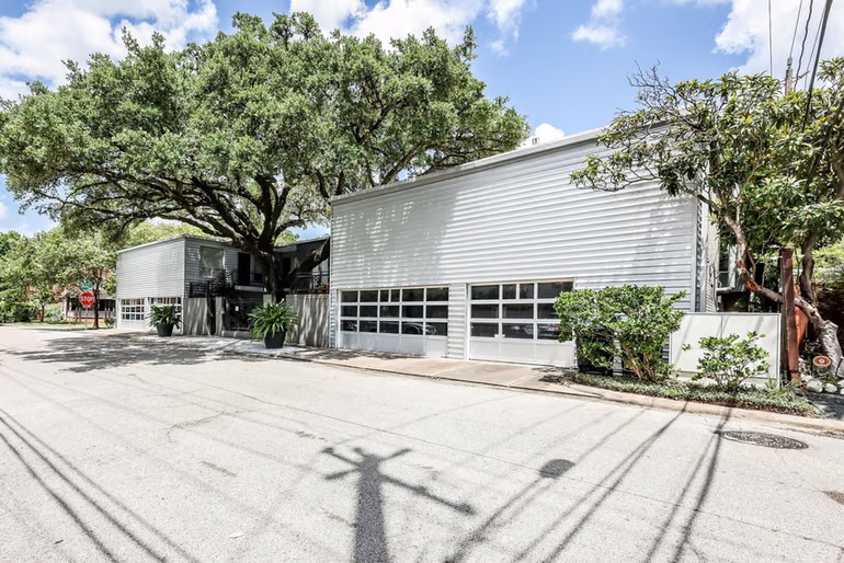 Photo 6 of 1219 Banks Street 1, Houston, TX