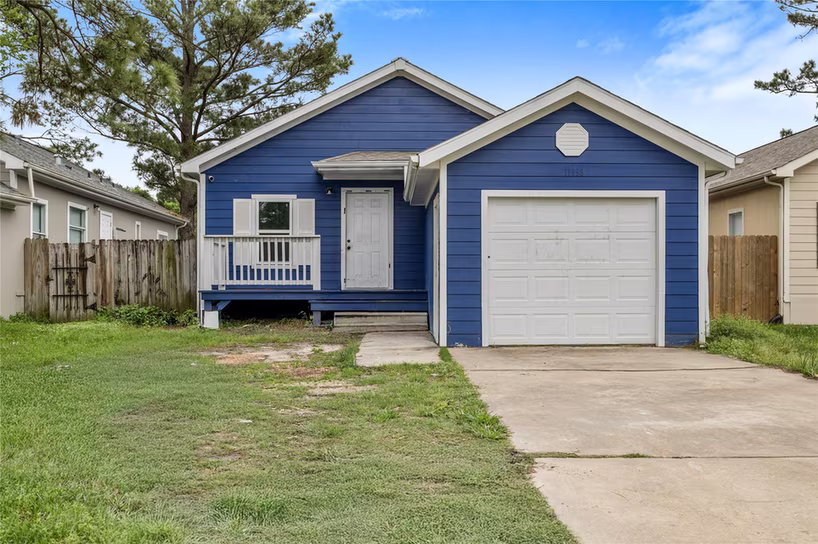 Photo 2 of 11938 Greenglen Drive, Houston, TX
