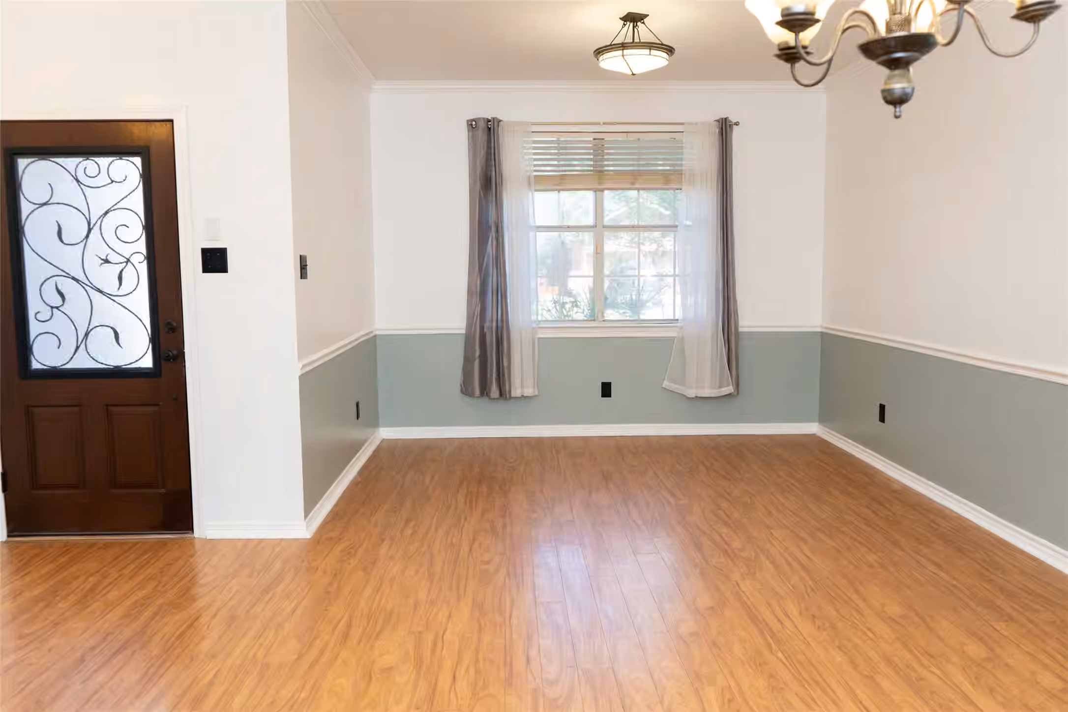 Photo 3 of 18507 Polo Meadow Drive, Humble, TX