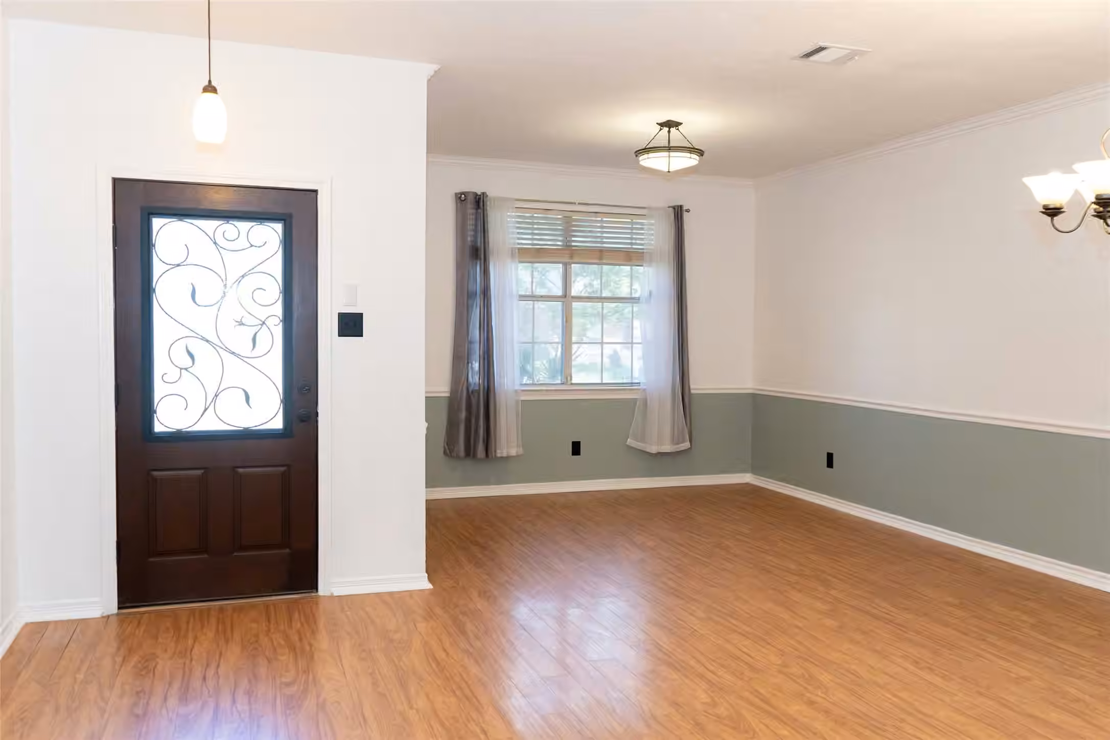 Photo 4 of 18507 Polo Meadow Drive, Humble, TX
