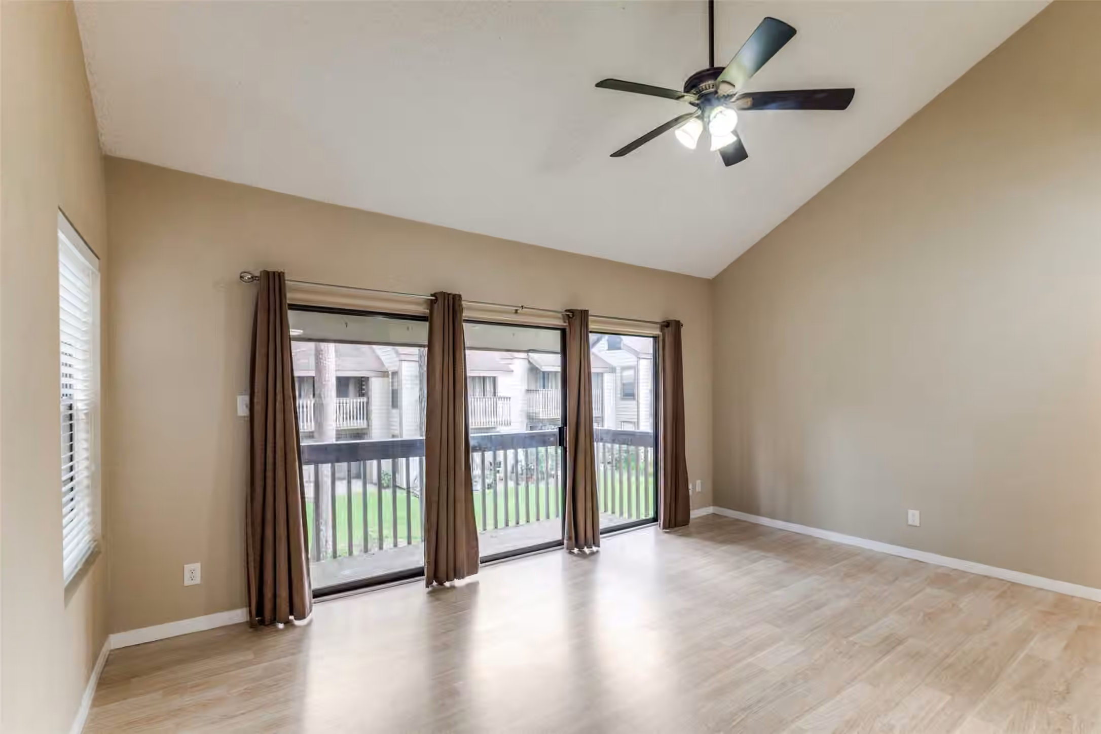Photo 3 of 12900 Walden Road 104A, Montgomery, TX