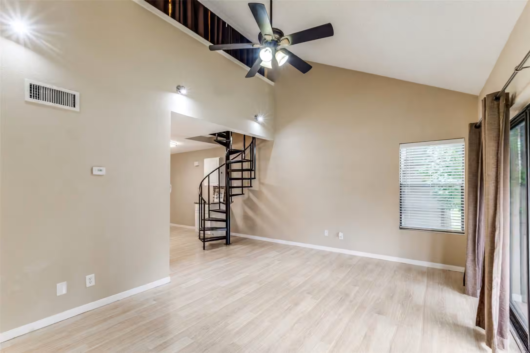 Photo 7 of 12900 Walden Road 104A, Montgomery, TX