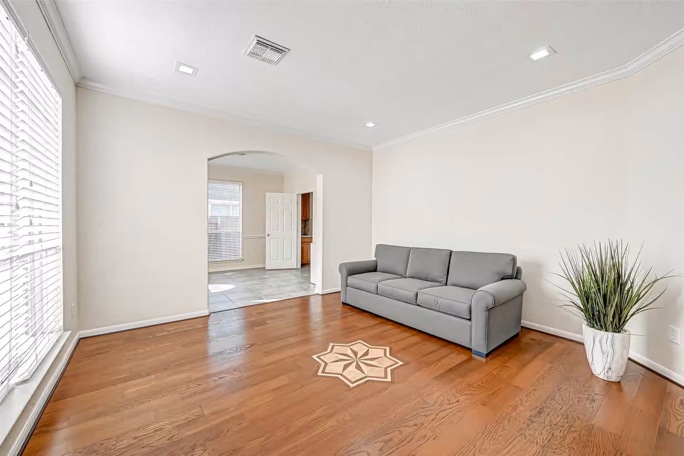 Photo 6 of 10626 Hillsdale Bridge Lane, Sugar Land, TX