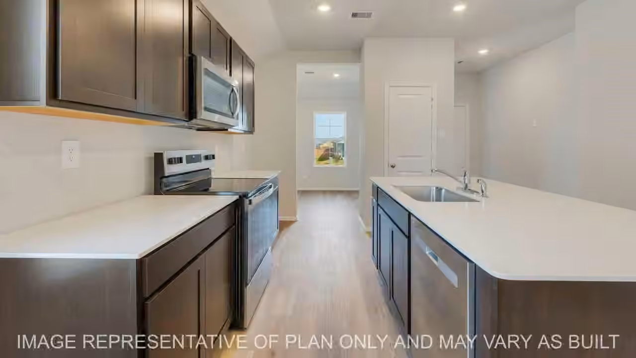 Photo 4 of 1217 Hickory Grove Street, Brenham, TX