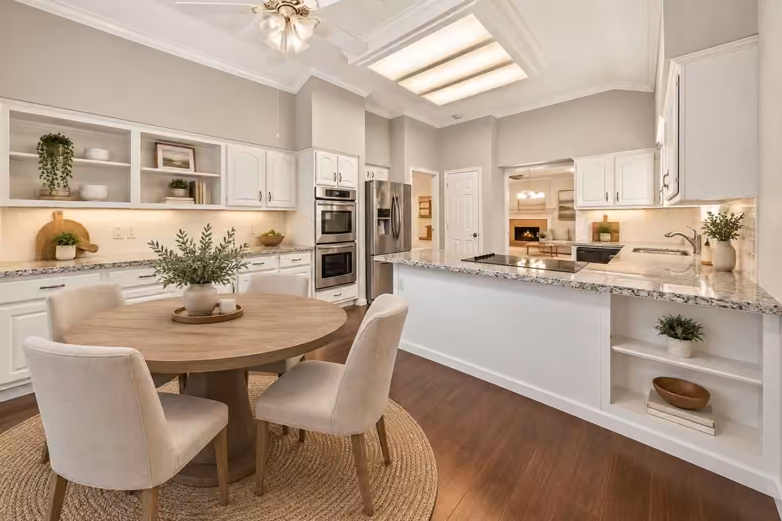 Photo 4 of 4318 Misty Timbers Way, Kingwood, TX