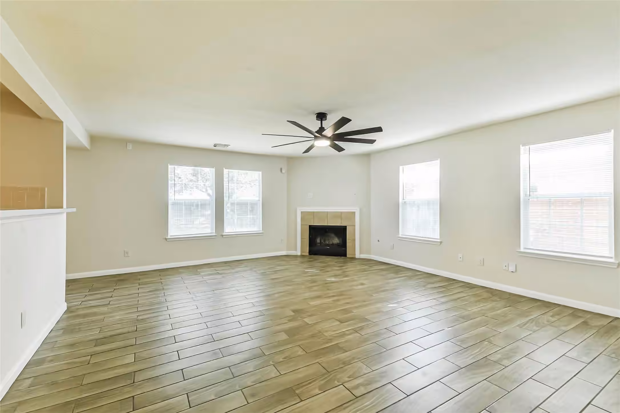 Photo 3 of 4011 Brighton Springs Lane, Katy, TX