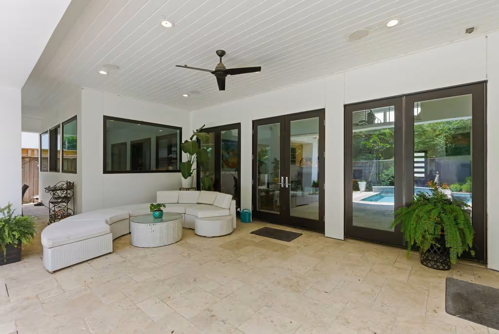 Photo 6 of 6610 Sivley Street, Houston, TX