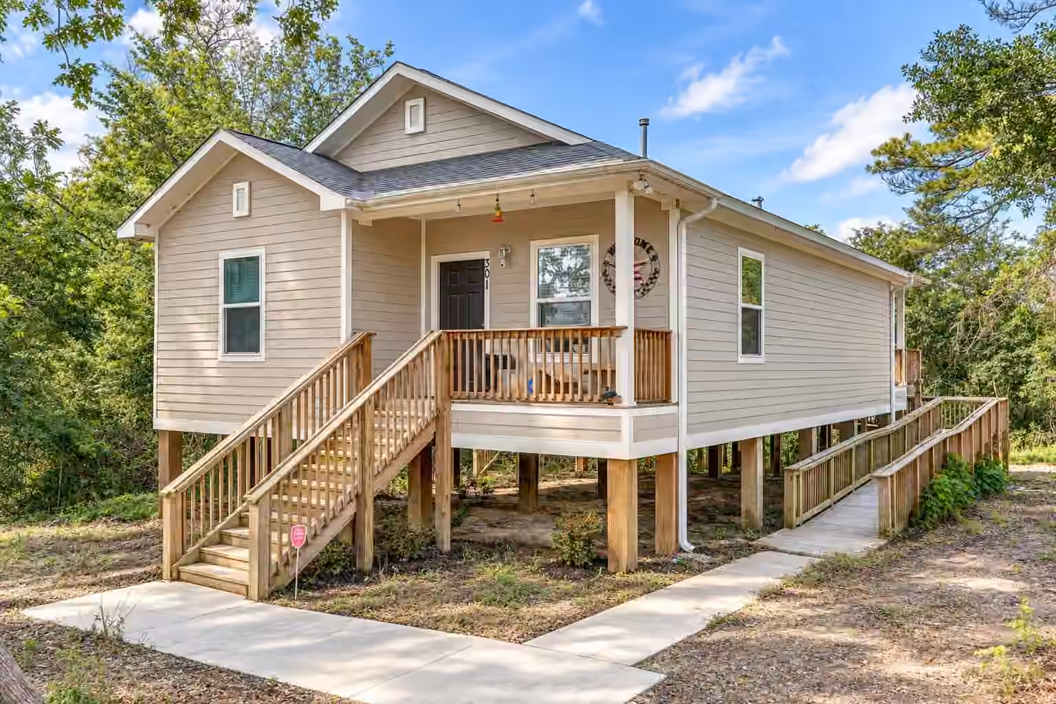 Photo of 301 Bayou Drive, Channelview, TX