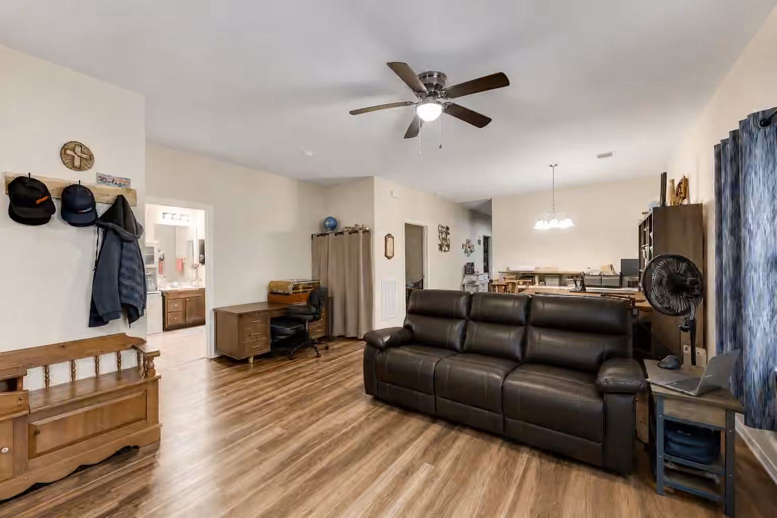 Photo 6 of 301 Bayou Drive, Channelview, TX