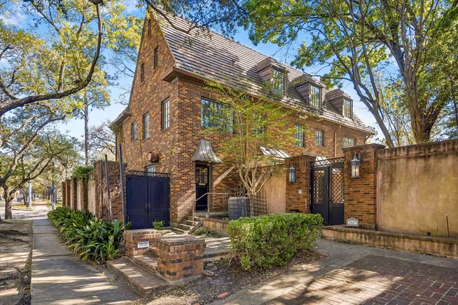 Photo 6 of 2047 University Boulevard, Houston, TX