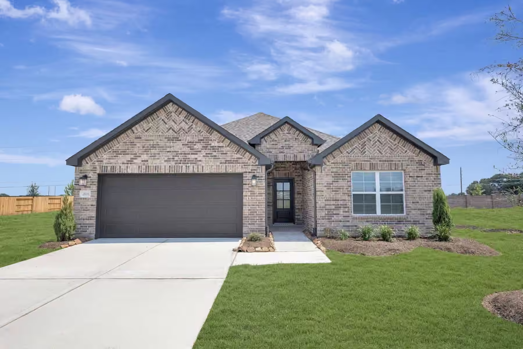 Photo of 2211 Lone Bronco Boulevard, Rosenberg, TX 77471