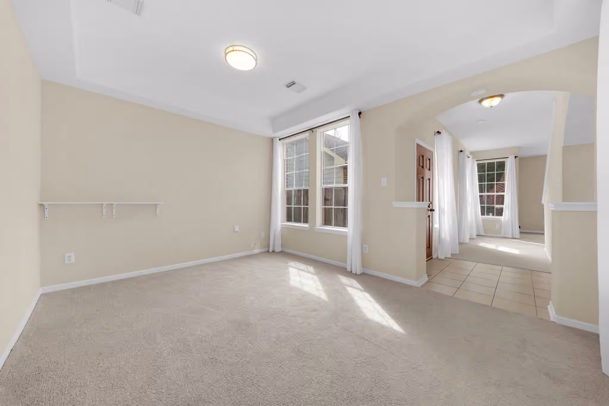 Photo 7 of 21610 Spring Vine Lane, Katy, TX