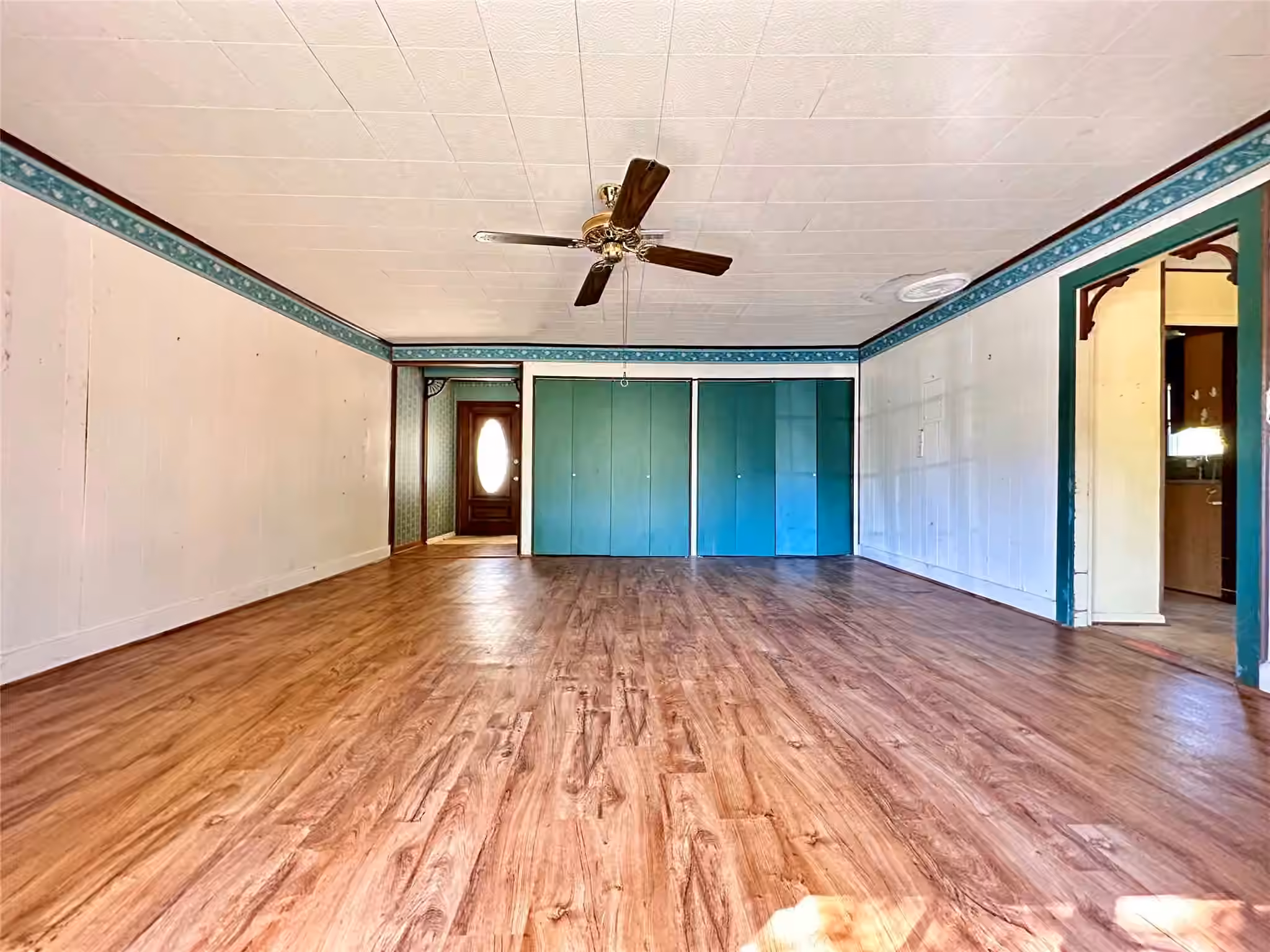 Photo 7 of 300 Holly Drive, Baytown, TX