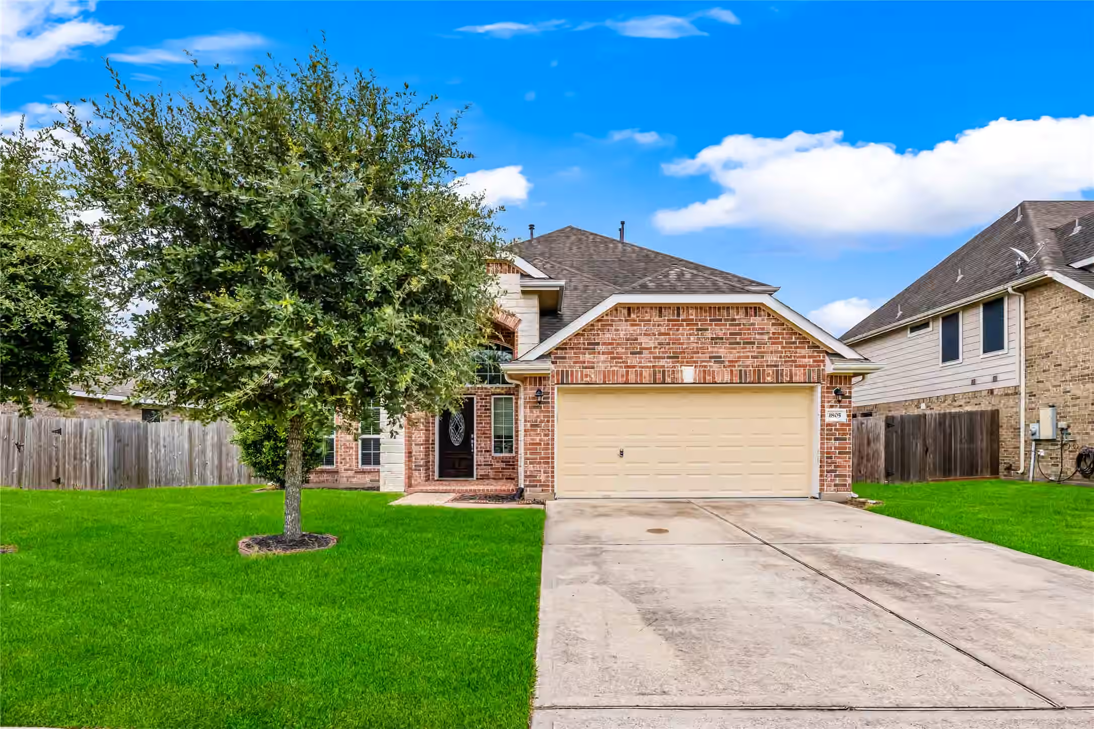 Photo 6 of 1805 Majestic Oak Drive, Pearland, TX