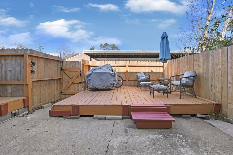 Photo 4 of 7911 Kendalia Drive, Houston, TX