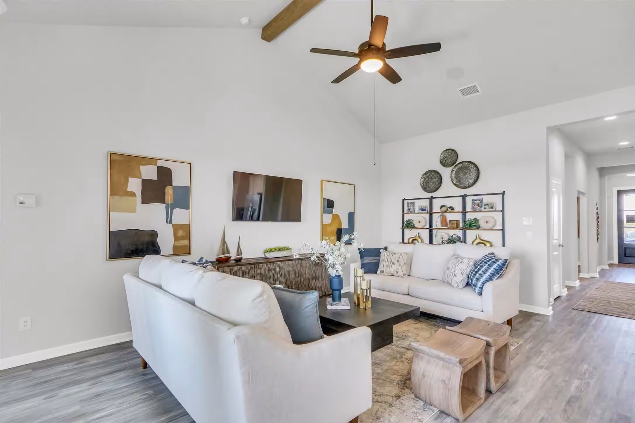 Photo 2 of 13301 Golden Isle Drive, La Marque, TX