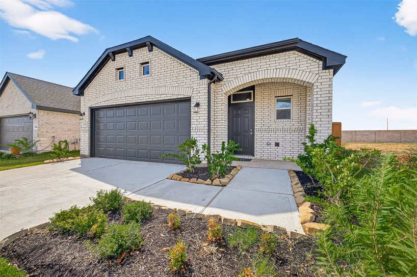 Photo 4 of 9975 Enclave Grove Drive, Willis, TX