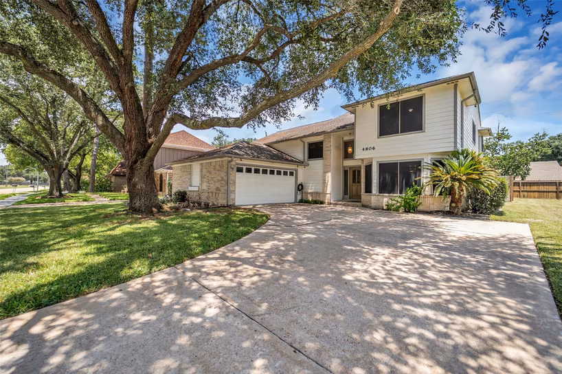 Photo of 4806 Whispering Falls Drive, Houston, TX 77084