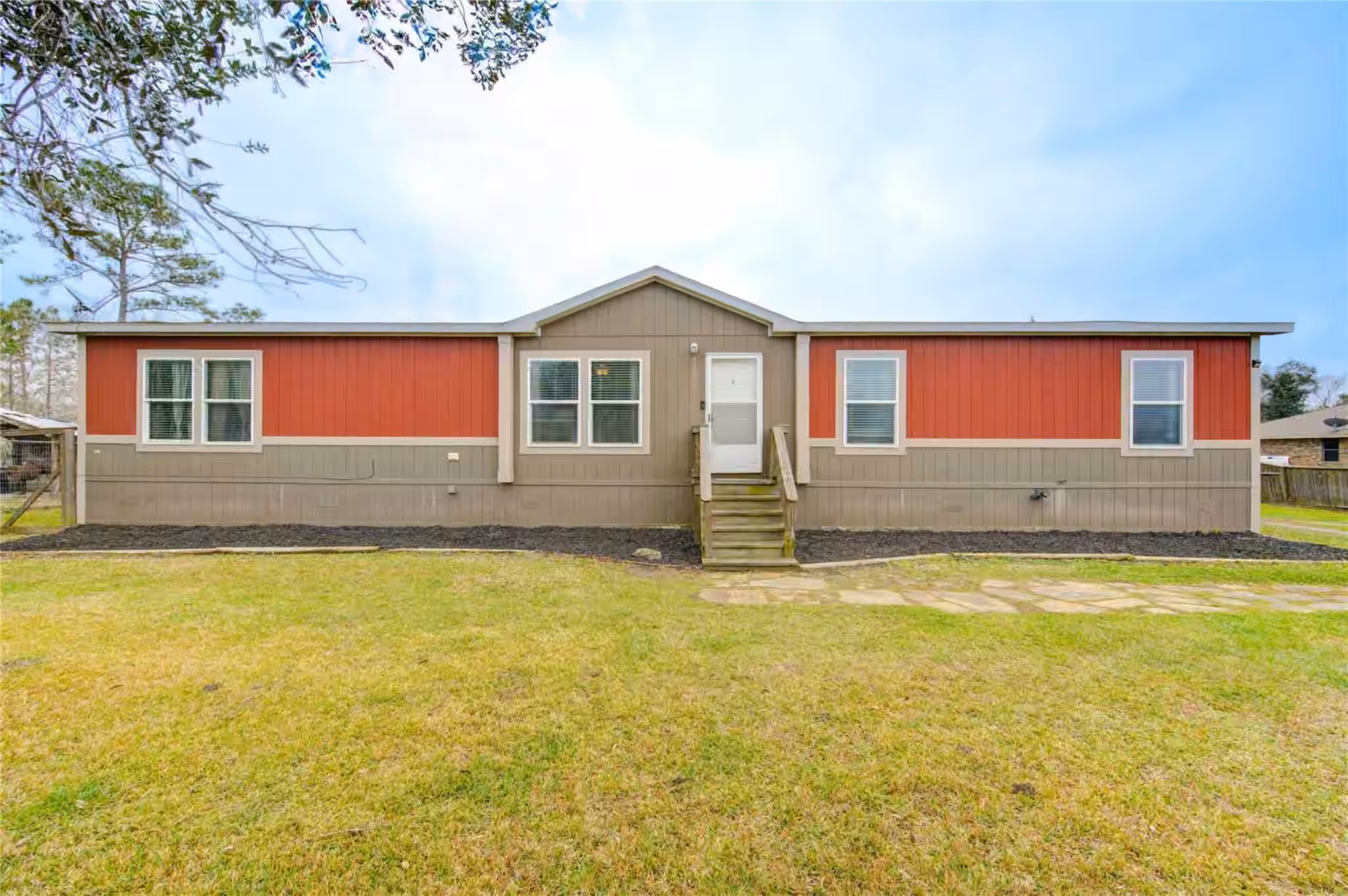 Photo of 2923 County Road 292, Alvin, TX