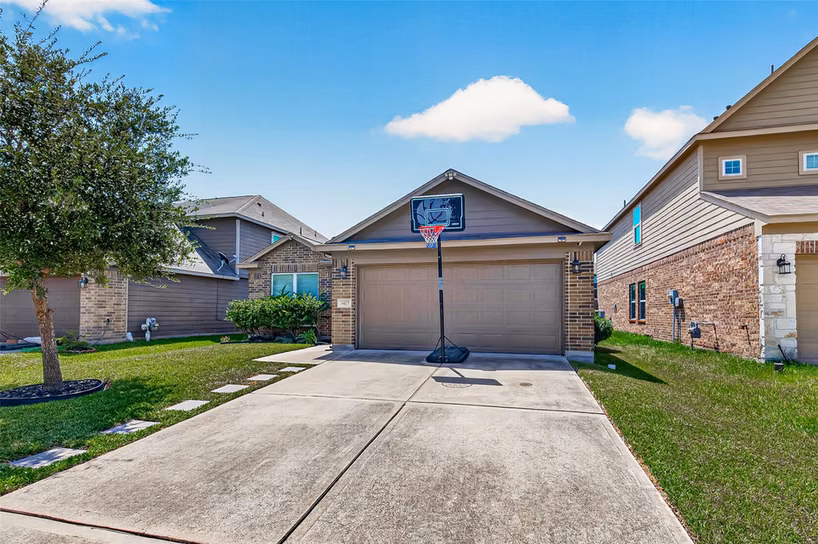 Photo 2 of 3403 Madison Elm Street, Katy, TX