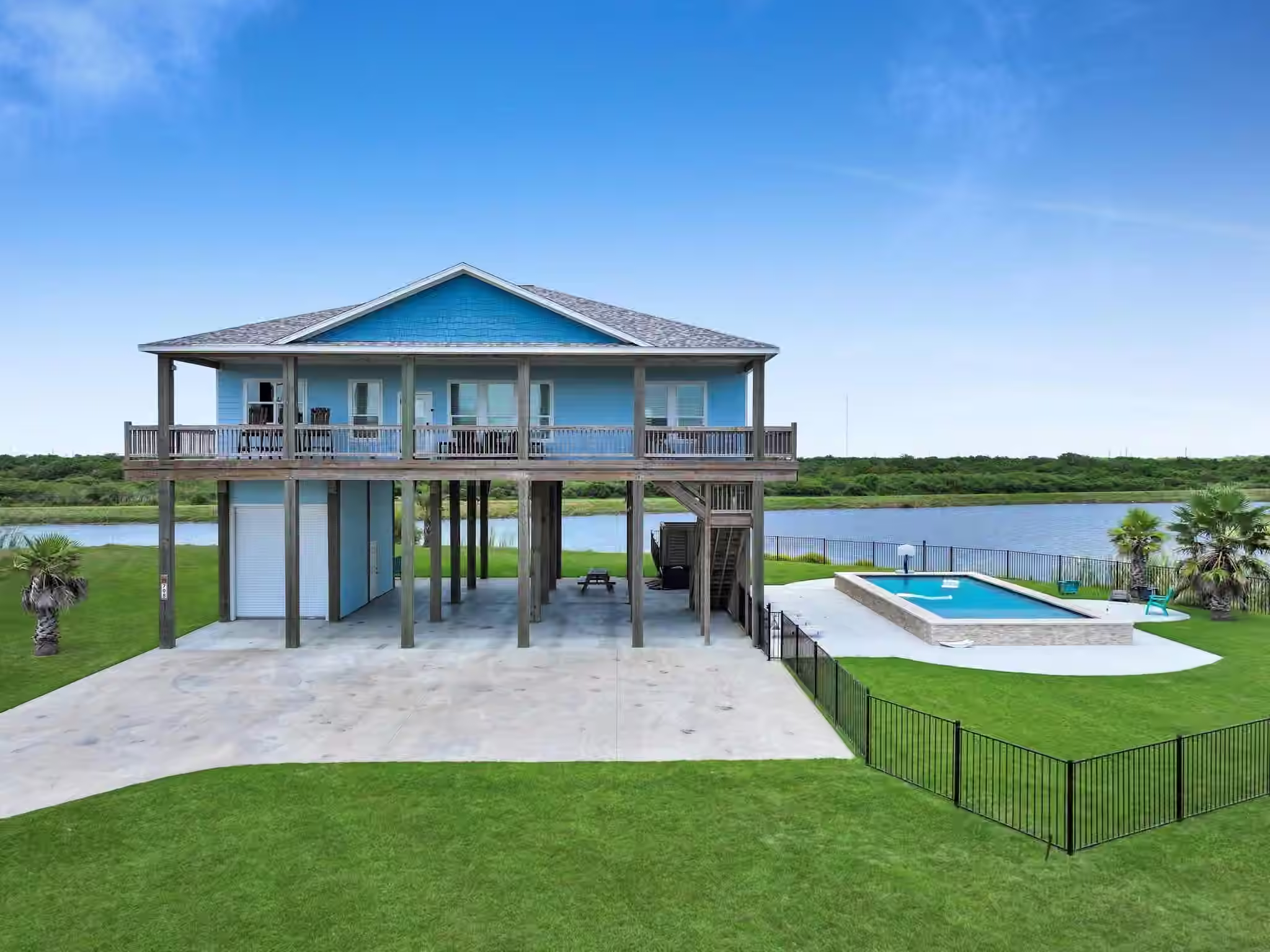 Photo 4 of 708 Colby Court, Port Bolivar, TX