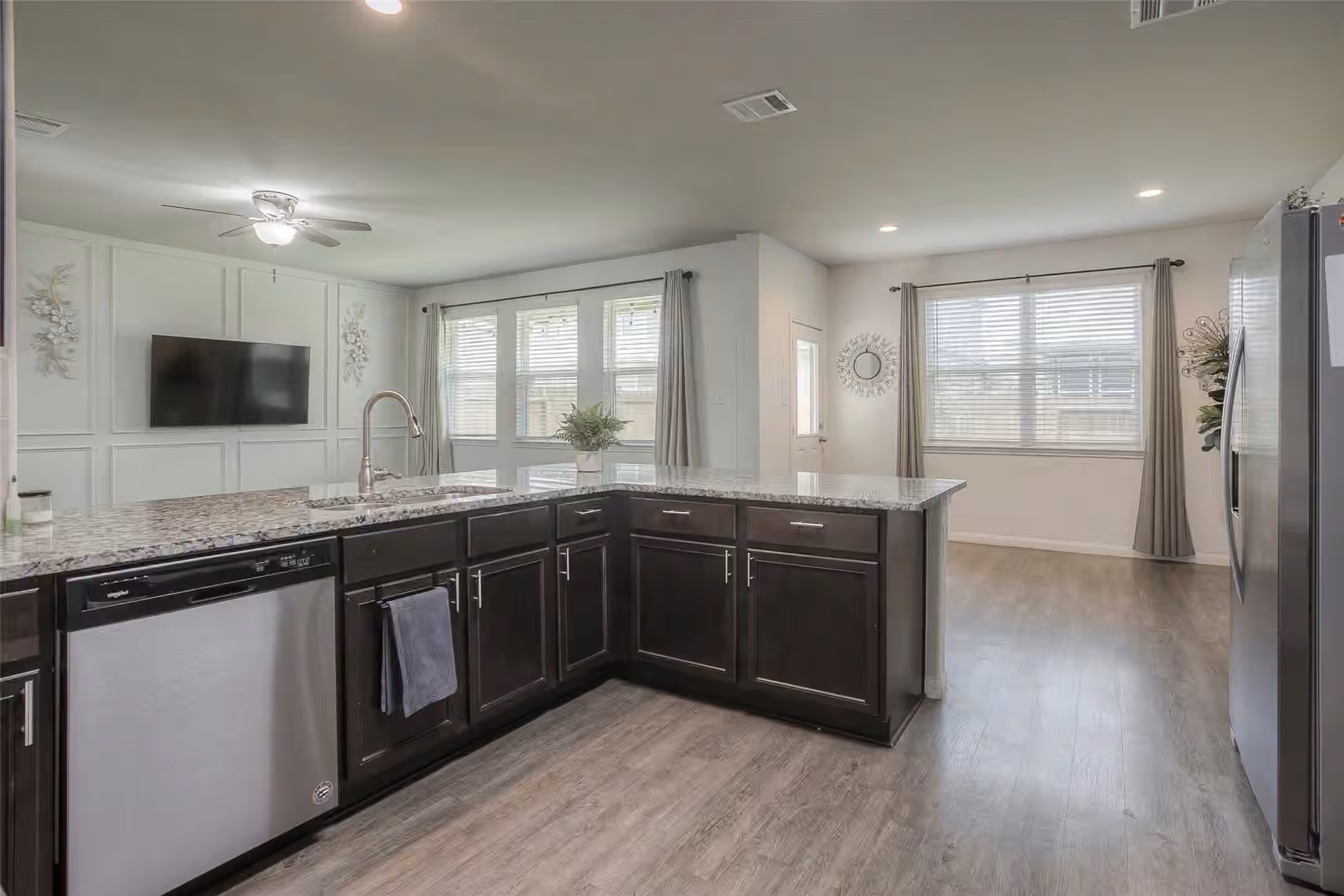 Photo 7 of 13525 Brooklyn Mead Lane, Willis, TX